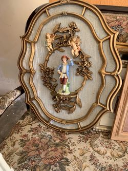 Vintage Italian Rococo-Style Giltwood Wall Plaque
