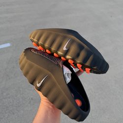 Nike Mind Wmn Slide 001 ‘ Black Chrome ‘ 🧠