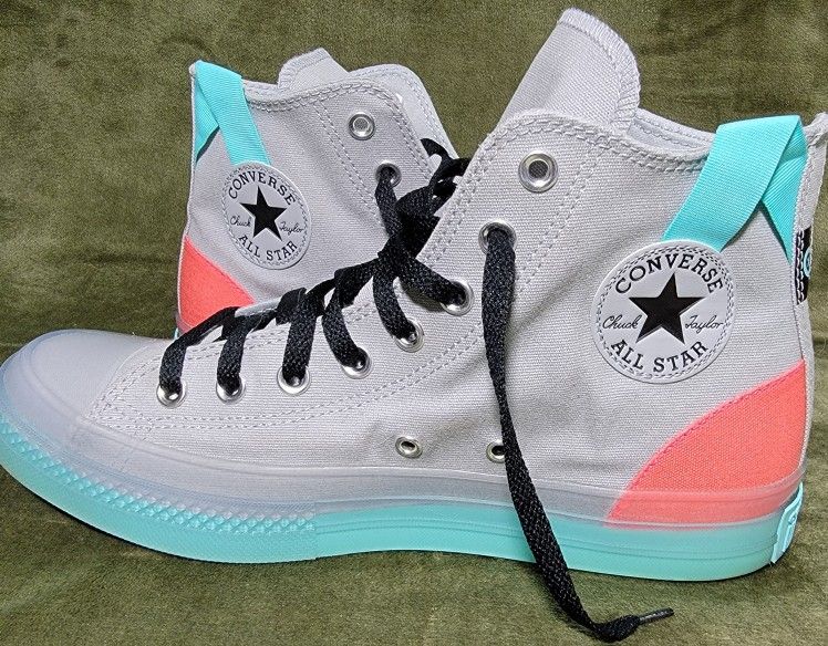 Men's Converse Hightops Rare Miami VICE Colorway!