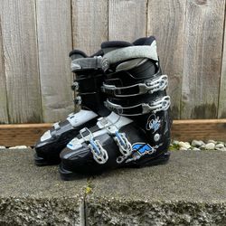 Ski Boots Size 26.0 26.5