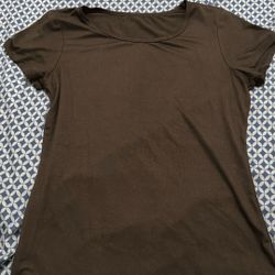 Womens’ Plain Black T-Shirt