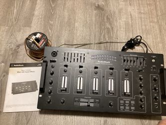 Radio Shack 4 Channel Stereo Mixer 32-118 with Sound Effects+wires+guide