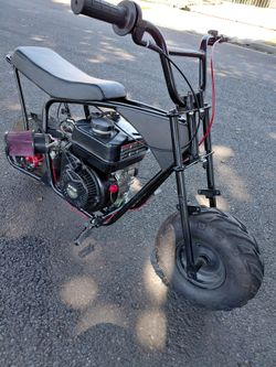 MINI BIKE. CASH ONLY. NO TRADES AND PLEASE NO D..K RIDERS