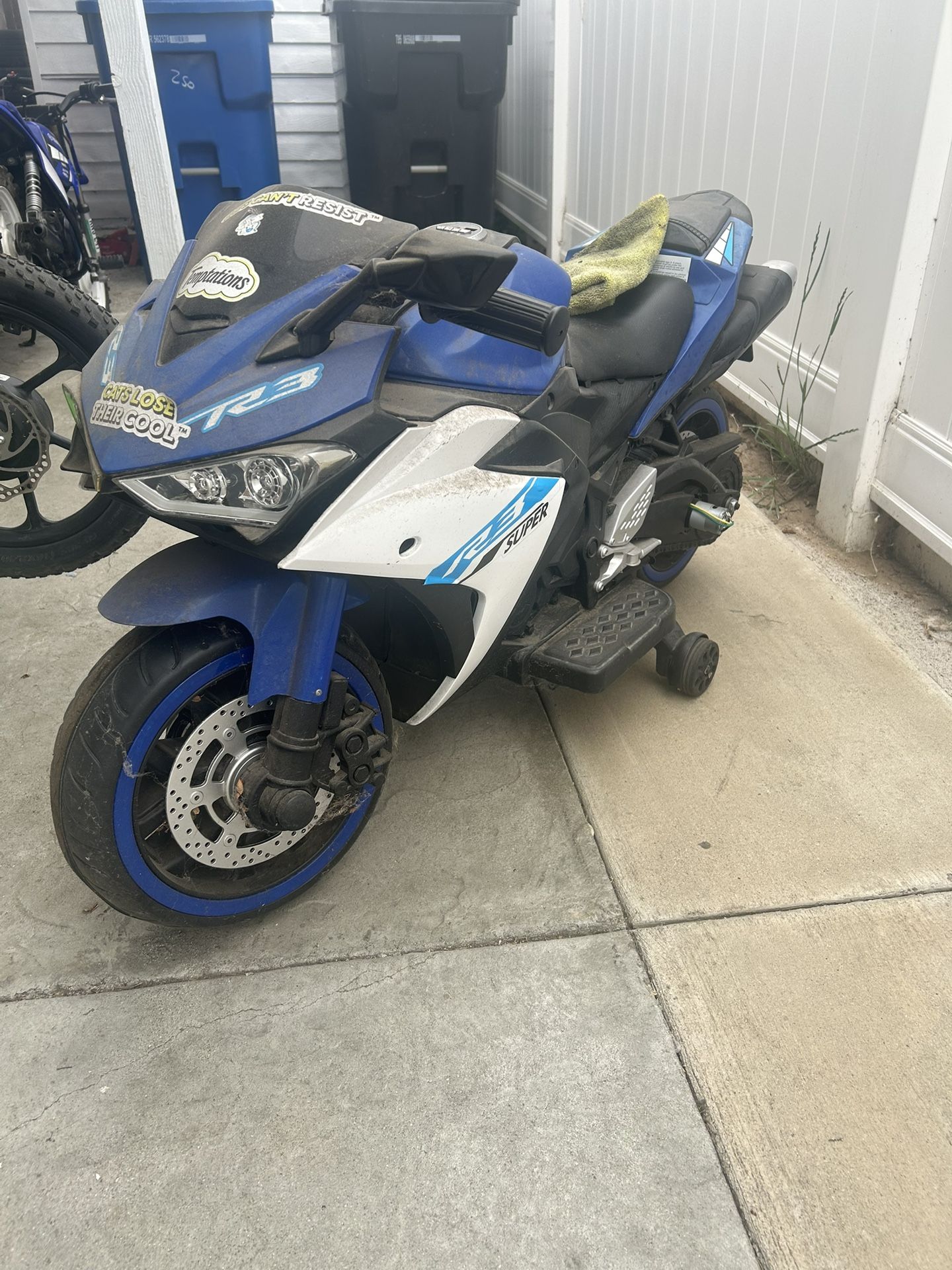Kids Power Wheels Motorcycle R3