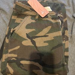 SHEIN Camo Print Women’s Cargo Pants