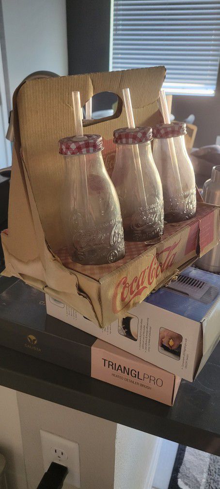 Antique Vintage Coca-Cola Bottles 6 Pack Glass New 