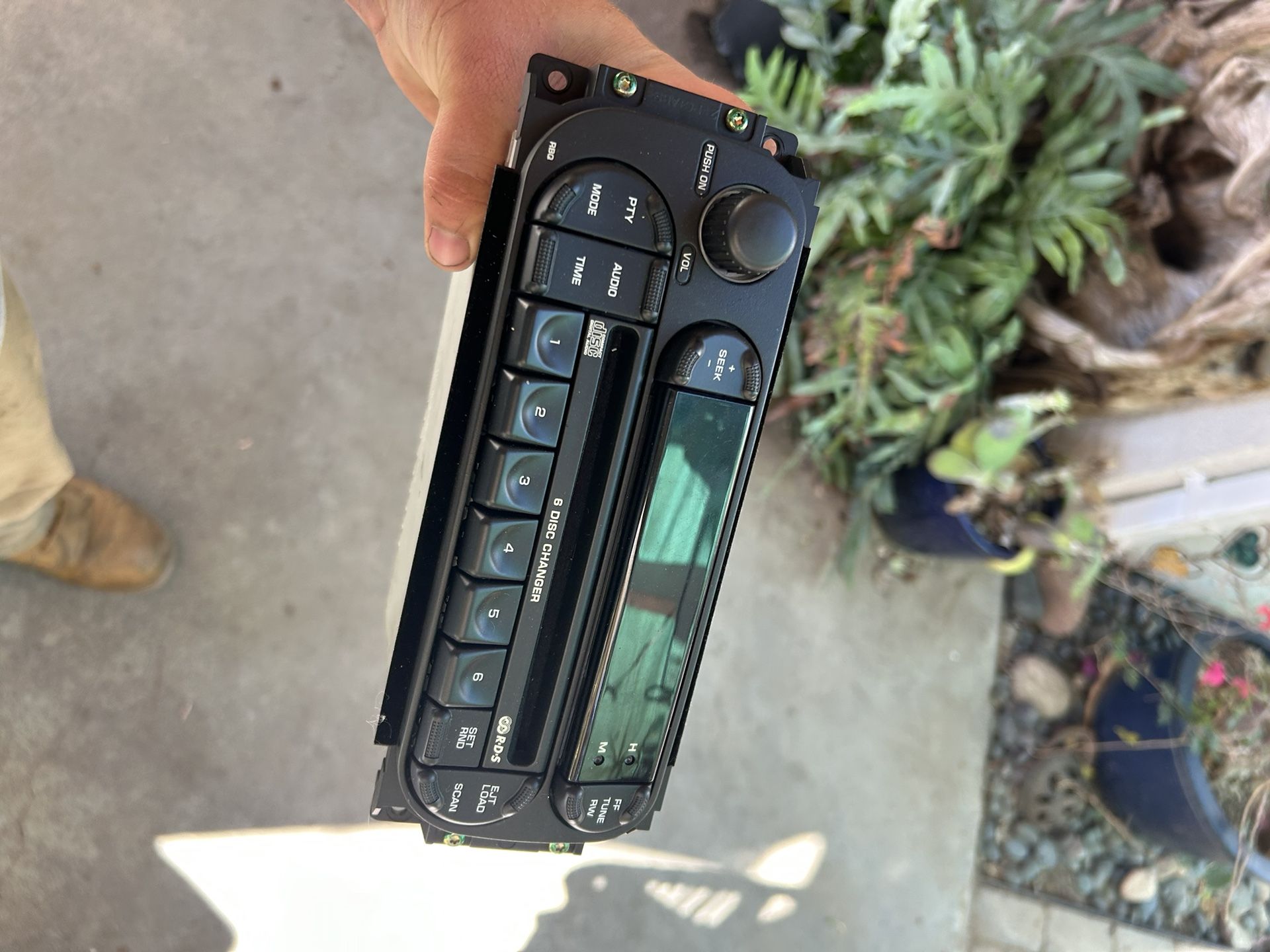 Dodge Jeep Chrysler 02-07 Radio Am/fm Cd Player