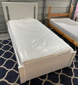 White Twin Platform Bed Frame W/ IKEA Foam Mattress