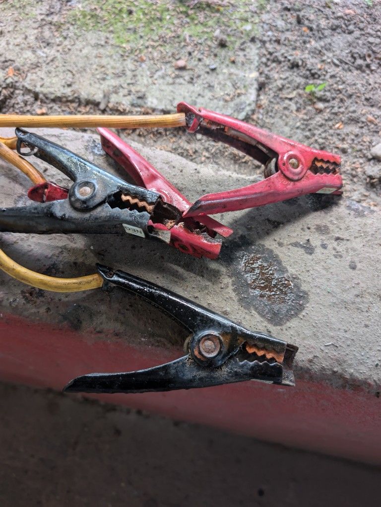 15 Ft Jumper Cables
