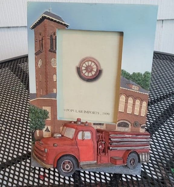 Fireman's 3D ~ OLD Fire TRUCK ~ Wall & Desk Picture Frame ~ Statue ~ Figurine