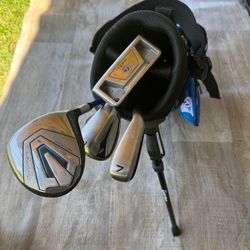 Taylormade jr set 4-6 kids golf clubs with bag