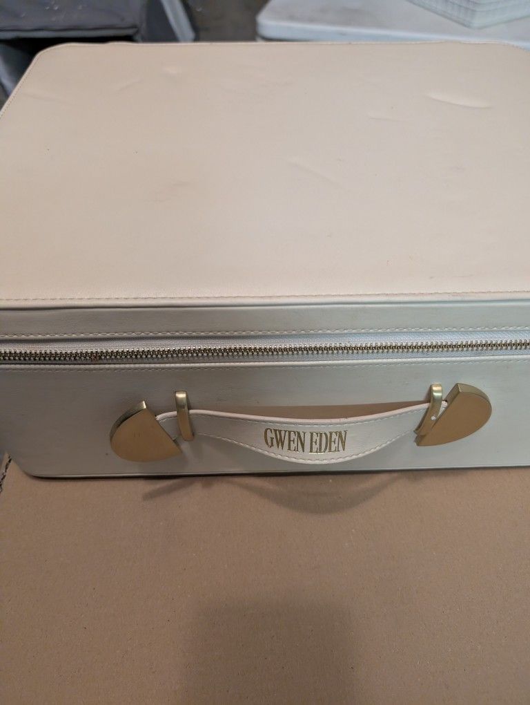 Gwen Eden Makeup Kit Bag Signature Collection