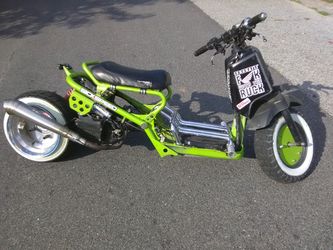 Honda Ruckus Modified