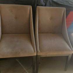 Pair Of Chairs 10 Dlls