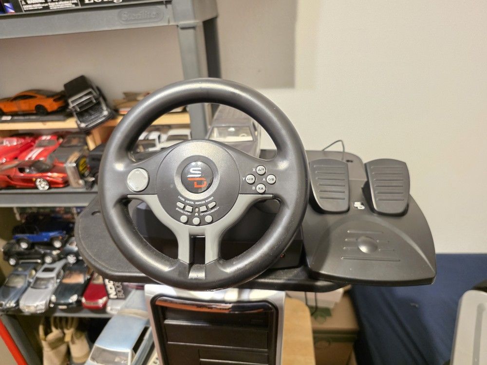 Super Drive Racing Wheel for Xbox, PC, and Playstation 4