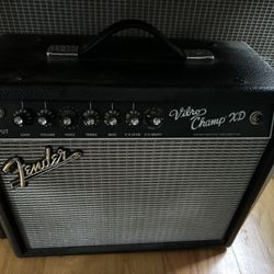 Fender Vibro Champ Amp