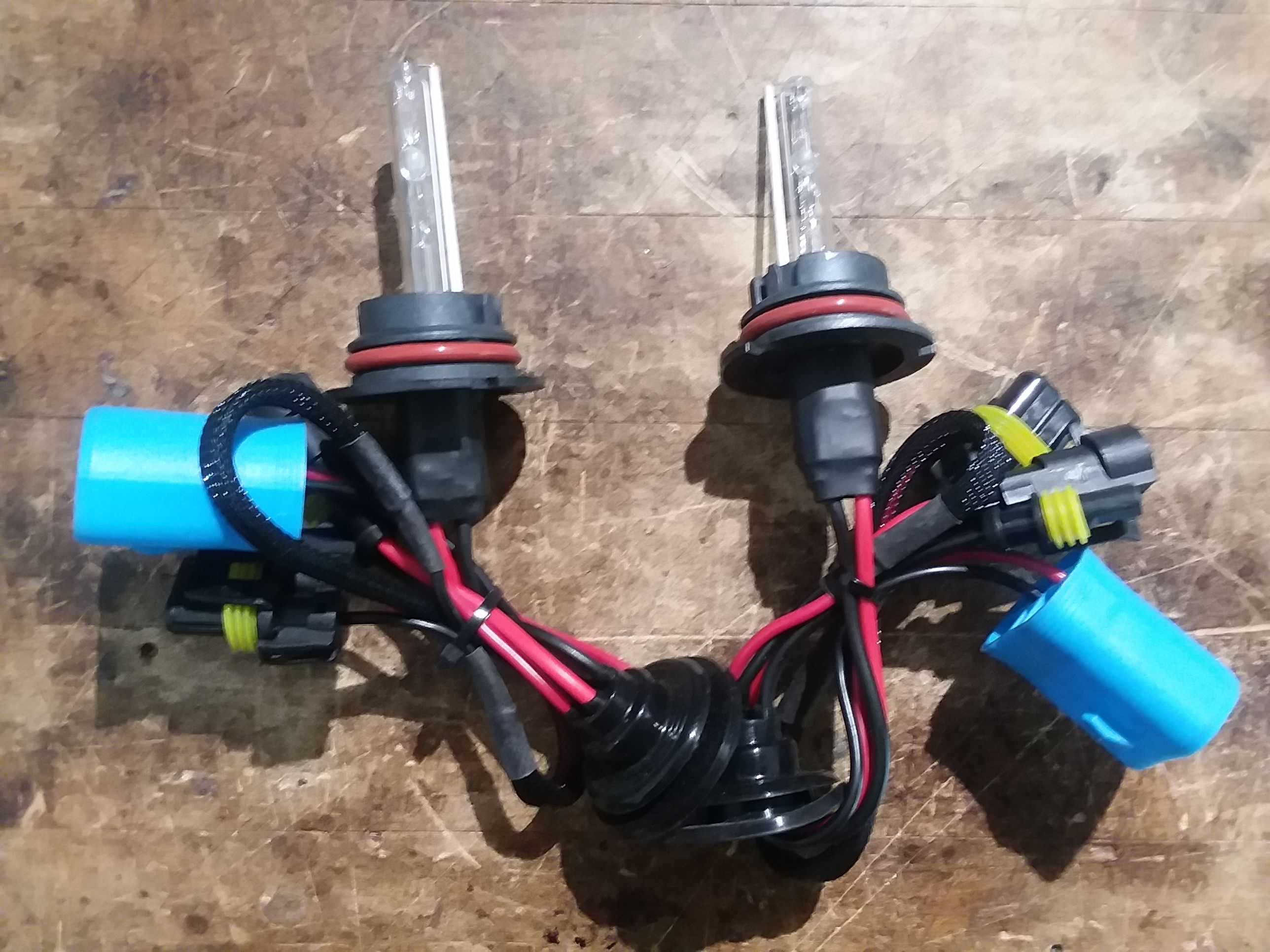9004 6000K HID Bulbs