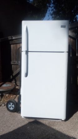 Frigidaire Refrigerator