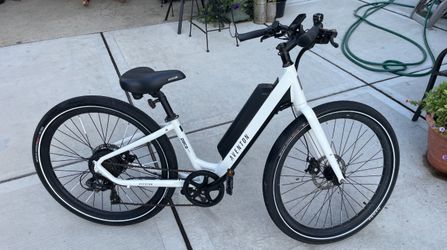 Aventon E-bike 