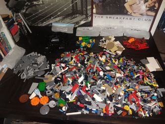 Legos Random Sets And Pieces 14x12 Box Full