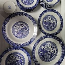 Royal Cuthbertson Plateware