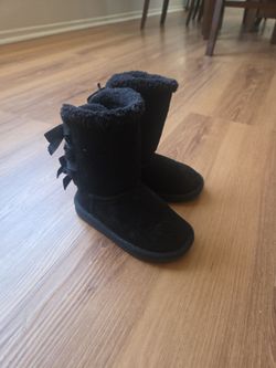 Girls Boots