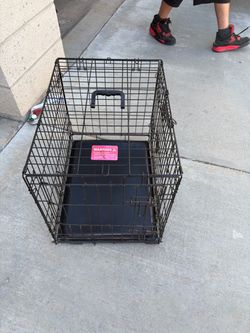 Black Wire Dog Crate with Tray