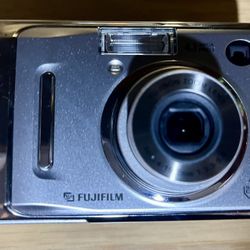 Fujifilm Digital Camera FinePix A400 4.1MP Silver Tested