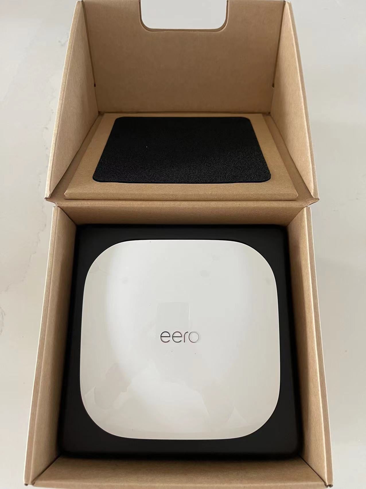 EERO Pro 6 tri-band mesh Wi-Fi Router 6 (3-pack)
