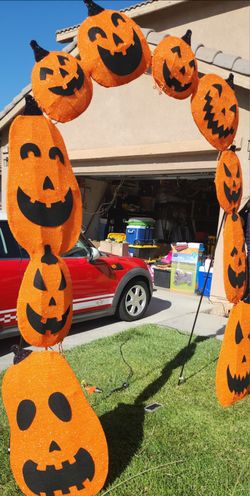 Halloween arch
