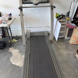 Pro-Form 985 Treadmill