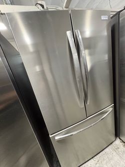 Frigidaire Gallery French Door Refrigerator