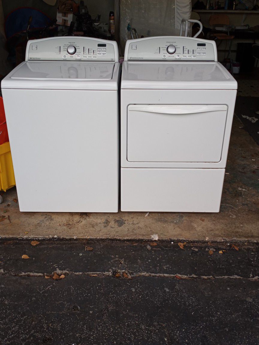 Kenmore WASHER and DRYER SET
