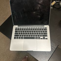 Mac Book 13 Inch 