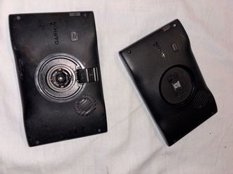 2 garmin gps