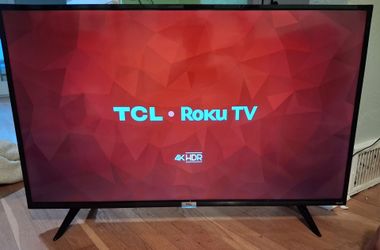 43" TCL Roku TV 4K HDR Smart TV