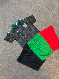 Mexico soccer team uniform/Uniforme de Futbol