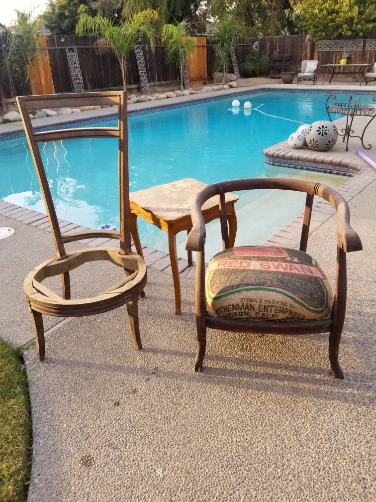 Two vintage chairs& table 50.00