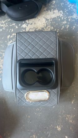 Center console organizer for vehicle