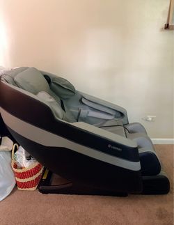 Platinum Series Lifesmart Massage chair