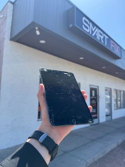 Apple iPad mini Badly Cracked Screen Repair | Smart Fix Phoenix AZ