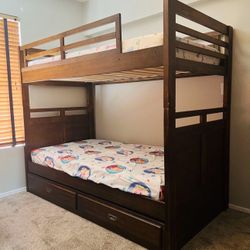 Bunk Bed With Trundle 