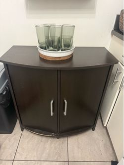 Fish tank table
