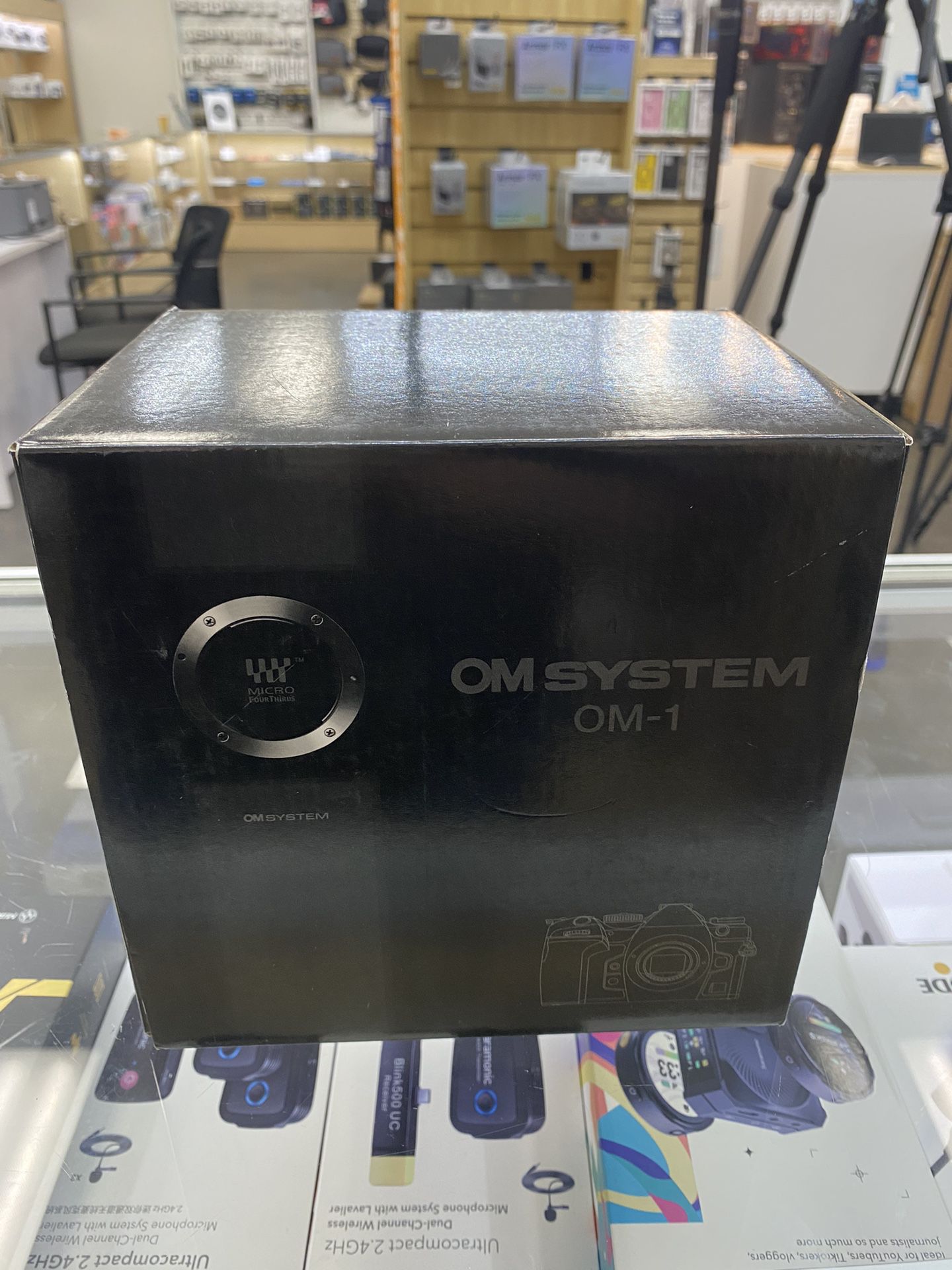 OM System OM-1 Mirrorless Camera