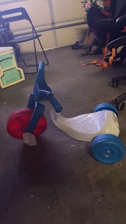 Kids Plastic Tricycle Ride-On Toy