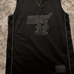 Vintage Shaq Jersey 🌟 Miami Heat Black Out Edition 🏴  Mitchell & Ness Tag 📌  Size 54 - 2XL / 3XL   $50