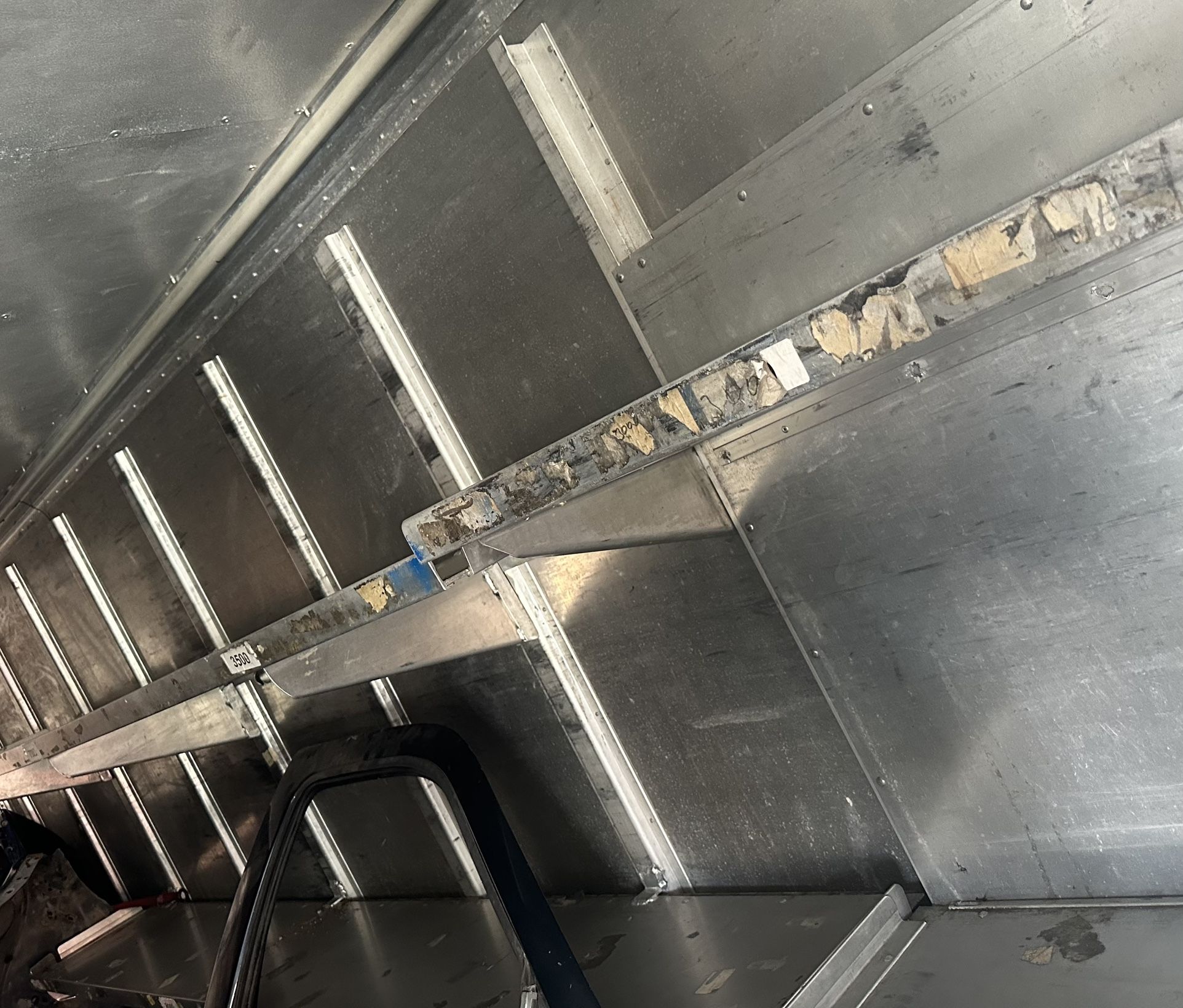 2010 Work horse step van Step van