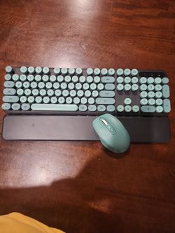 Bluetooth Green Keyboard and Mouse