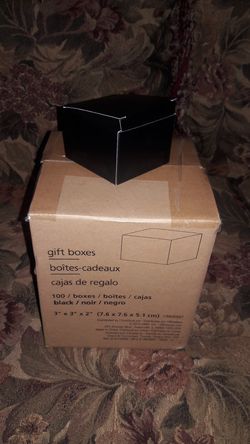 Box of 100 Jewelery boxes.