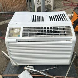 AC Unit Works